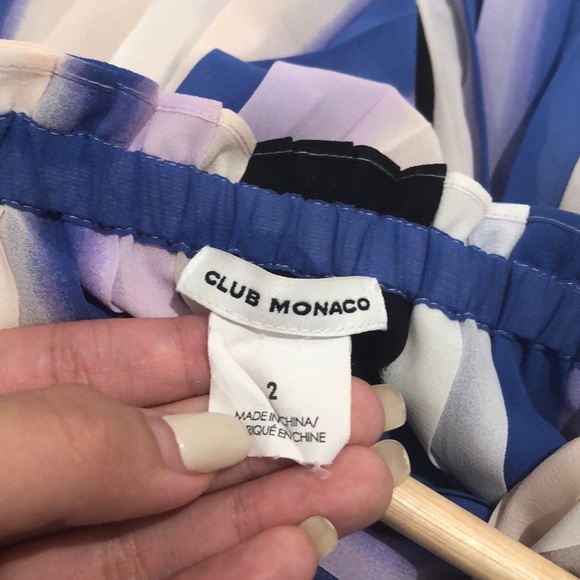 Club Monaco top - Picture 4 of 5